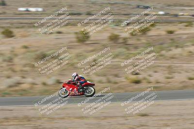 media/Apr-20-2025-AHRMA (Sun) [[393a79c373]]/Race/Group 11 early race/Turn 4b/